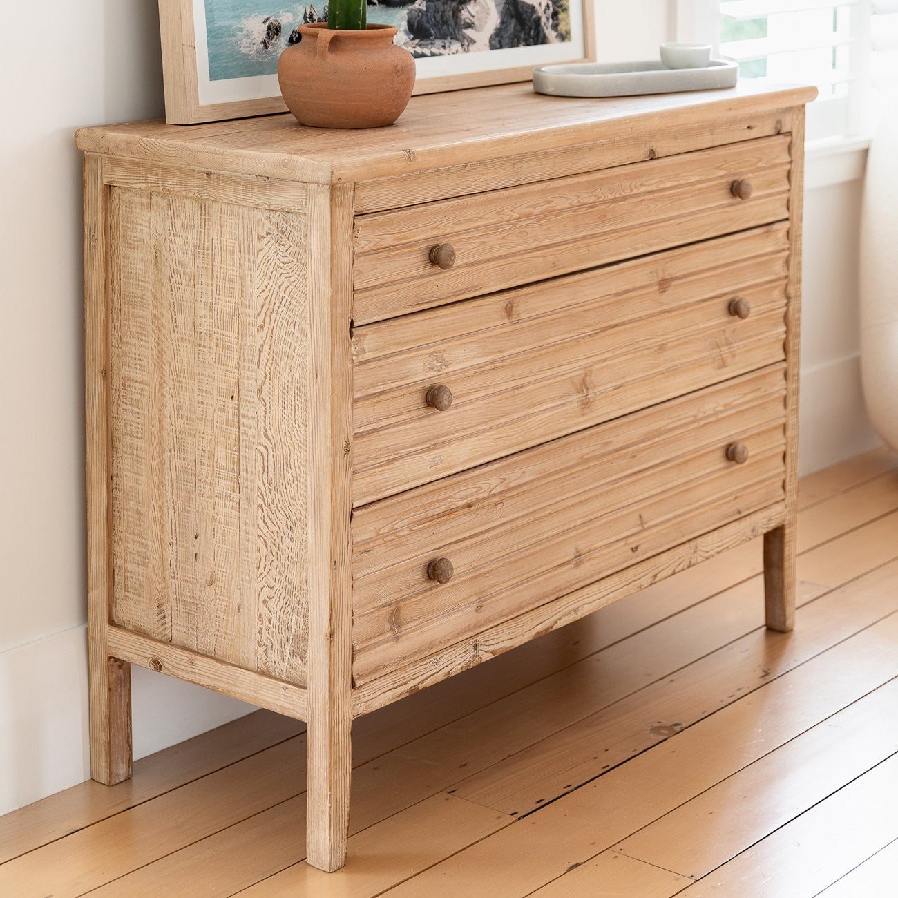 12836 Marcos Chest Of Drawers Scene