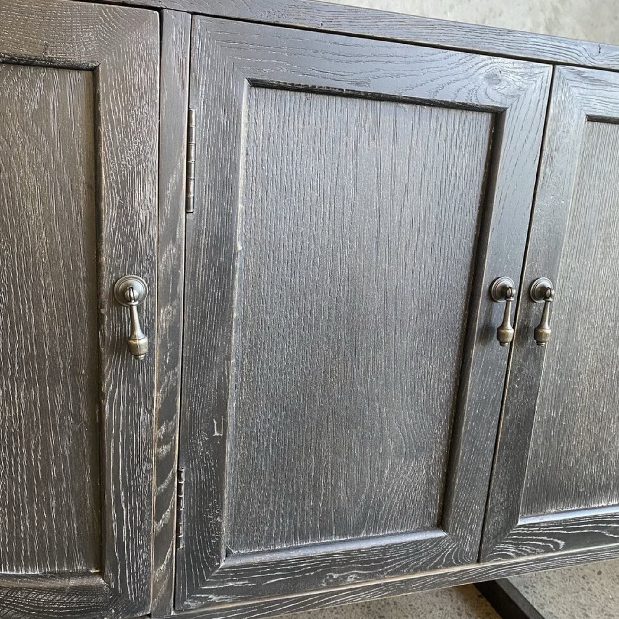 Audrey Hall Console