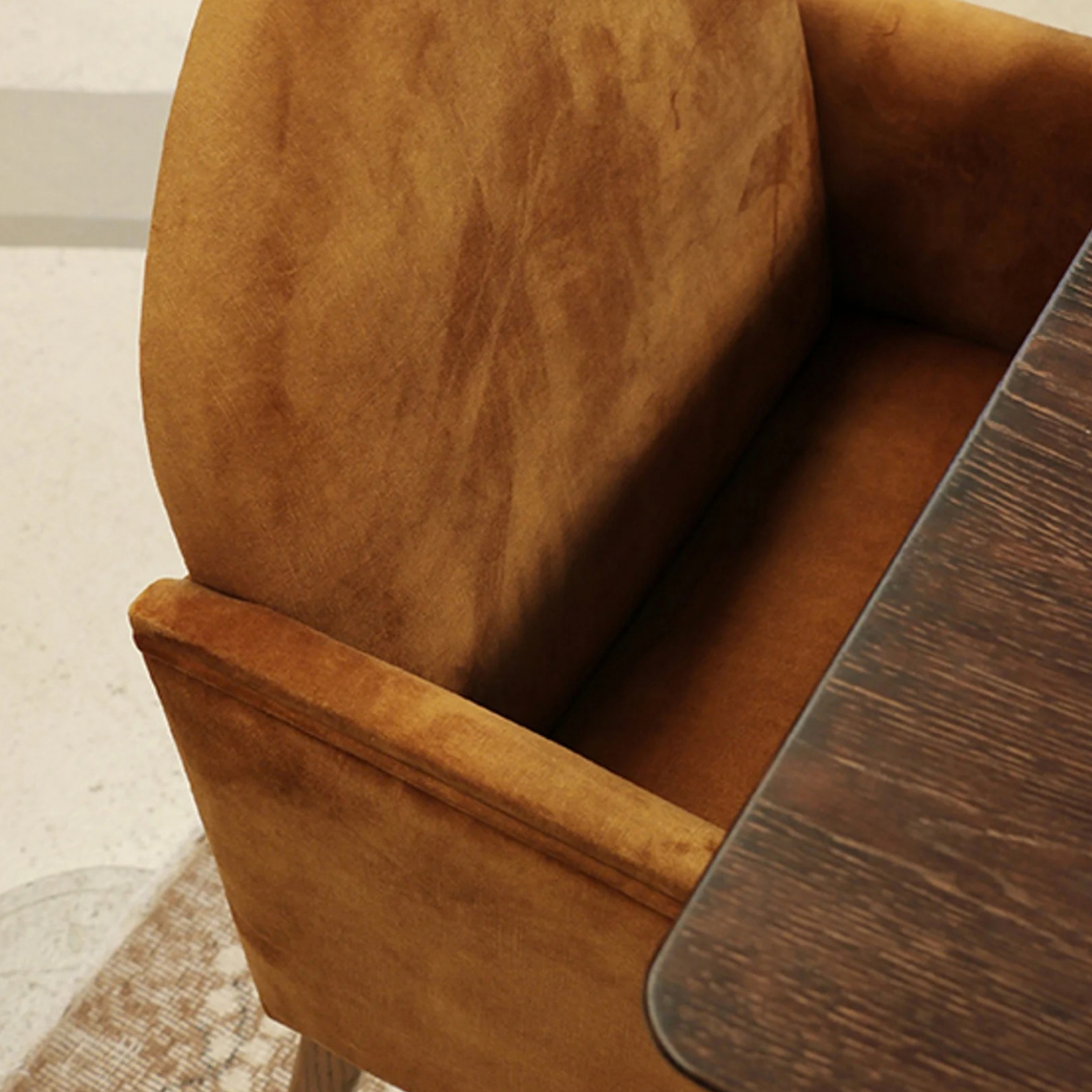 Costa Carver Armchair – Cognac Velvet
