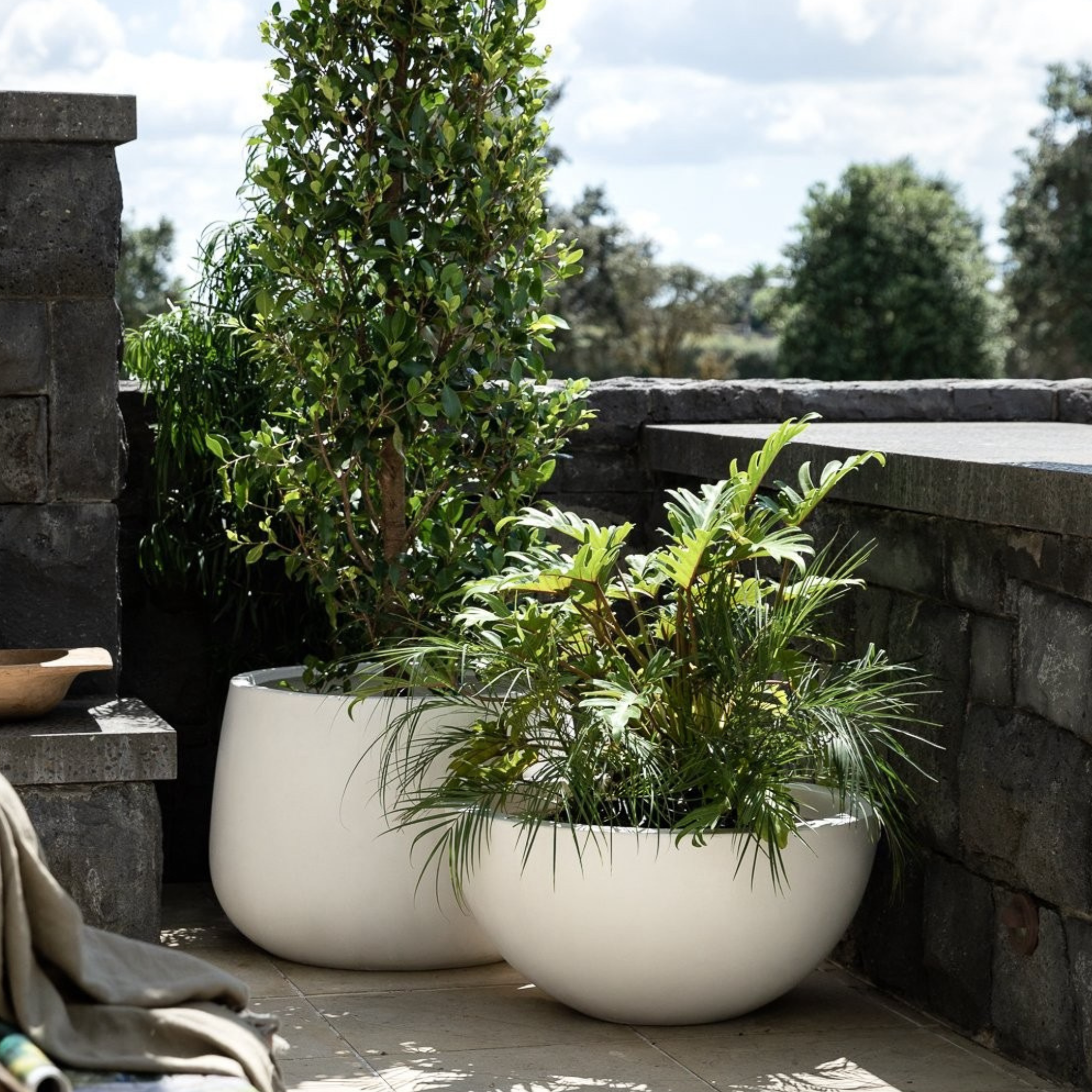 Ahuriri Planter - White