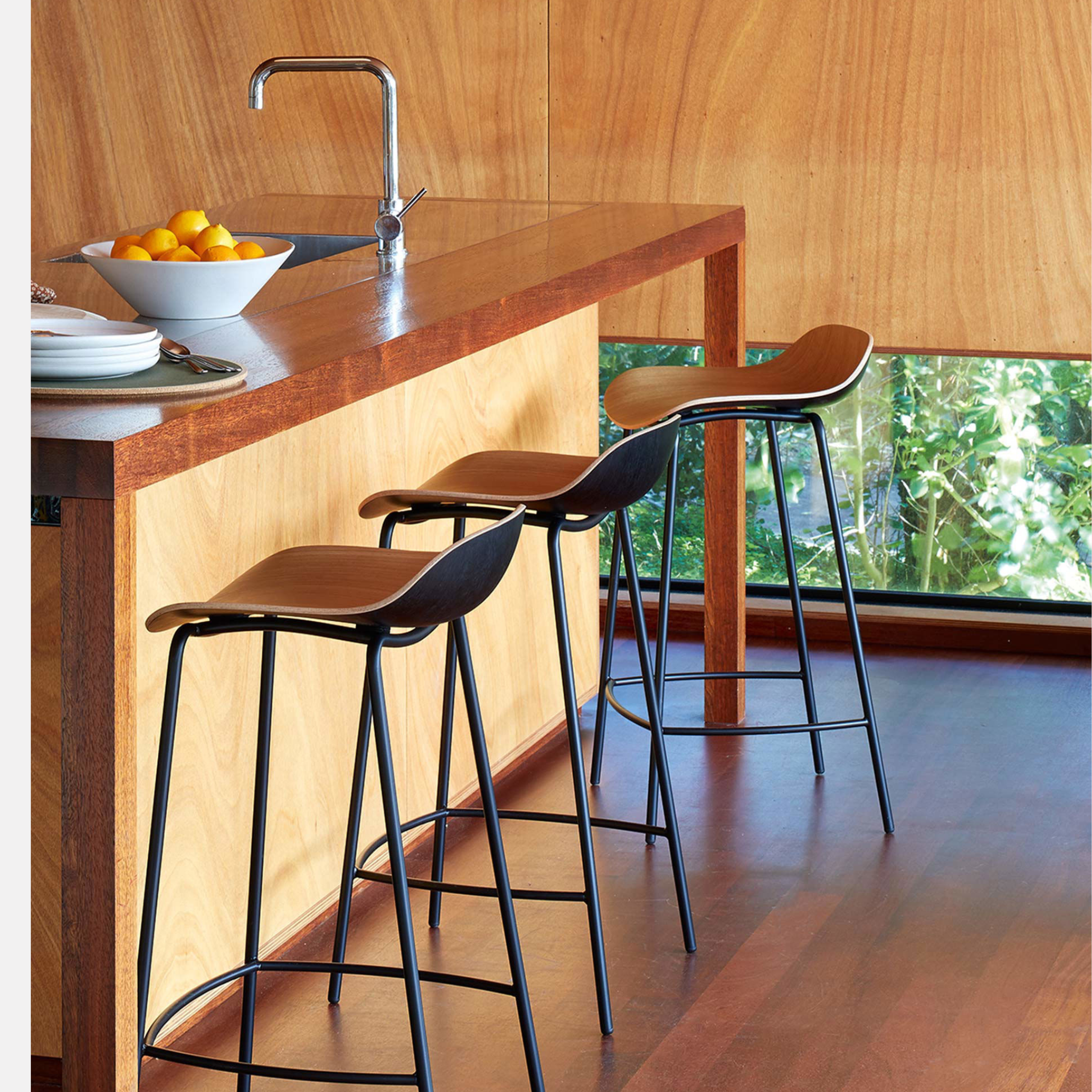 Curve Barstool Natural Oak