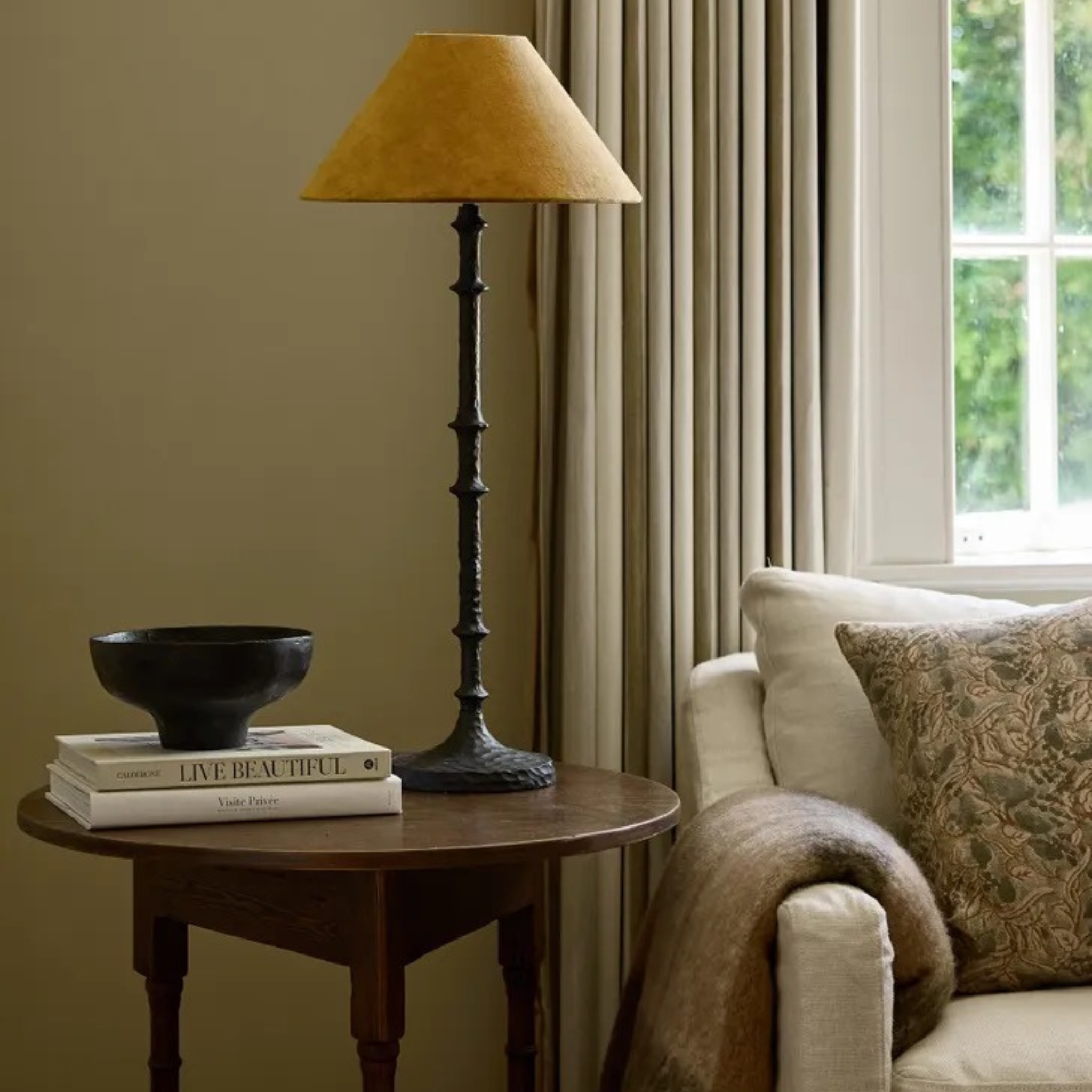 Hammered Table Lamp - GOLD SHADE