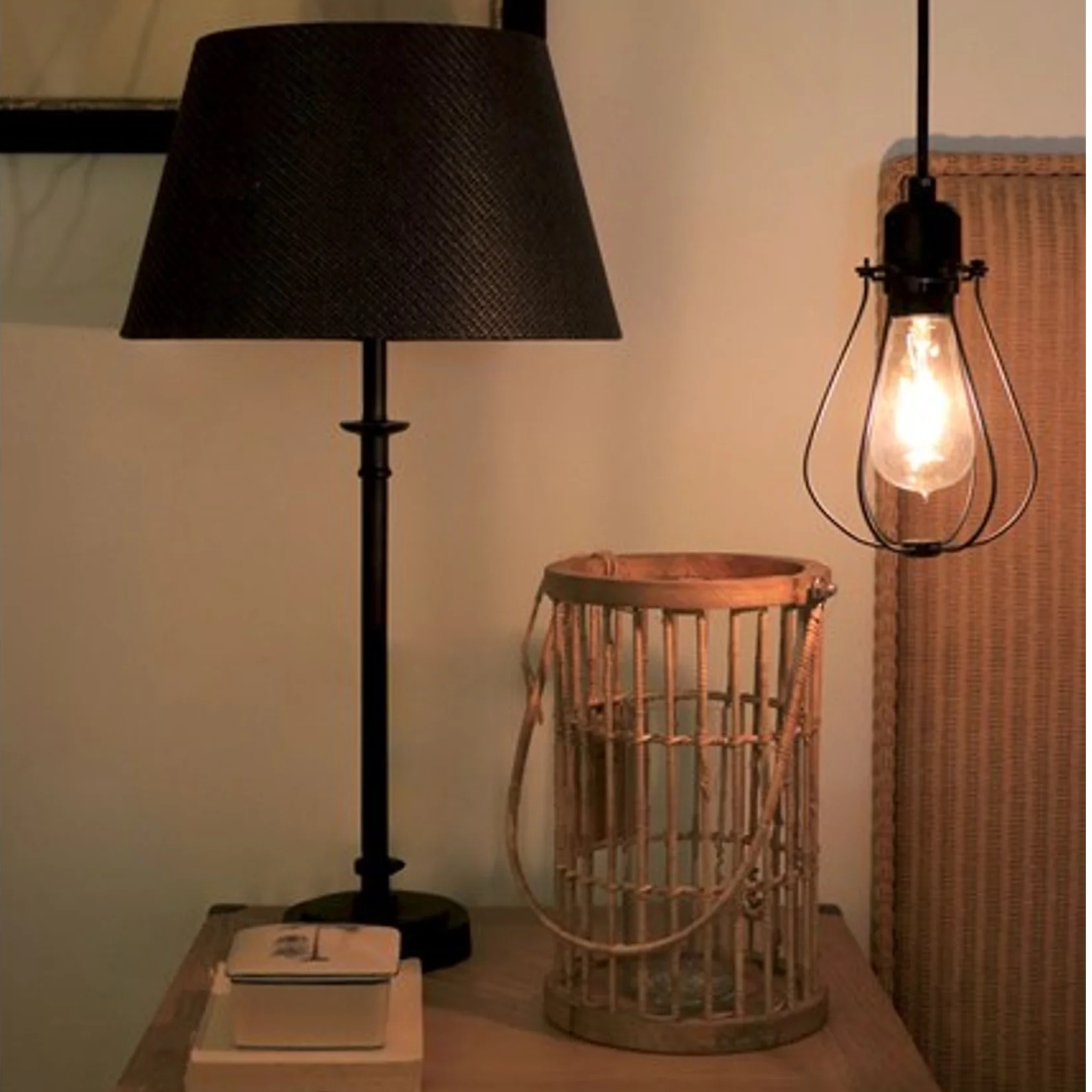 Nile Table Lamp - Bronze