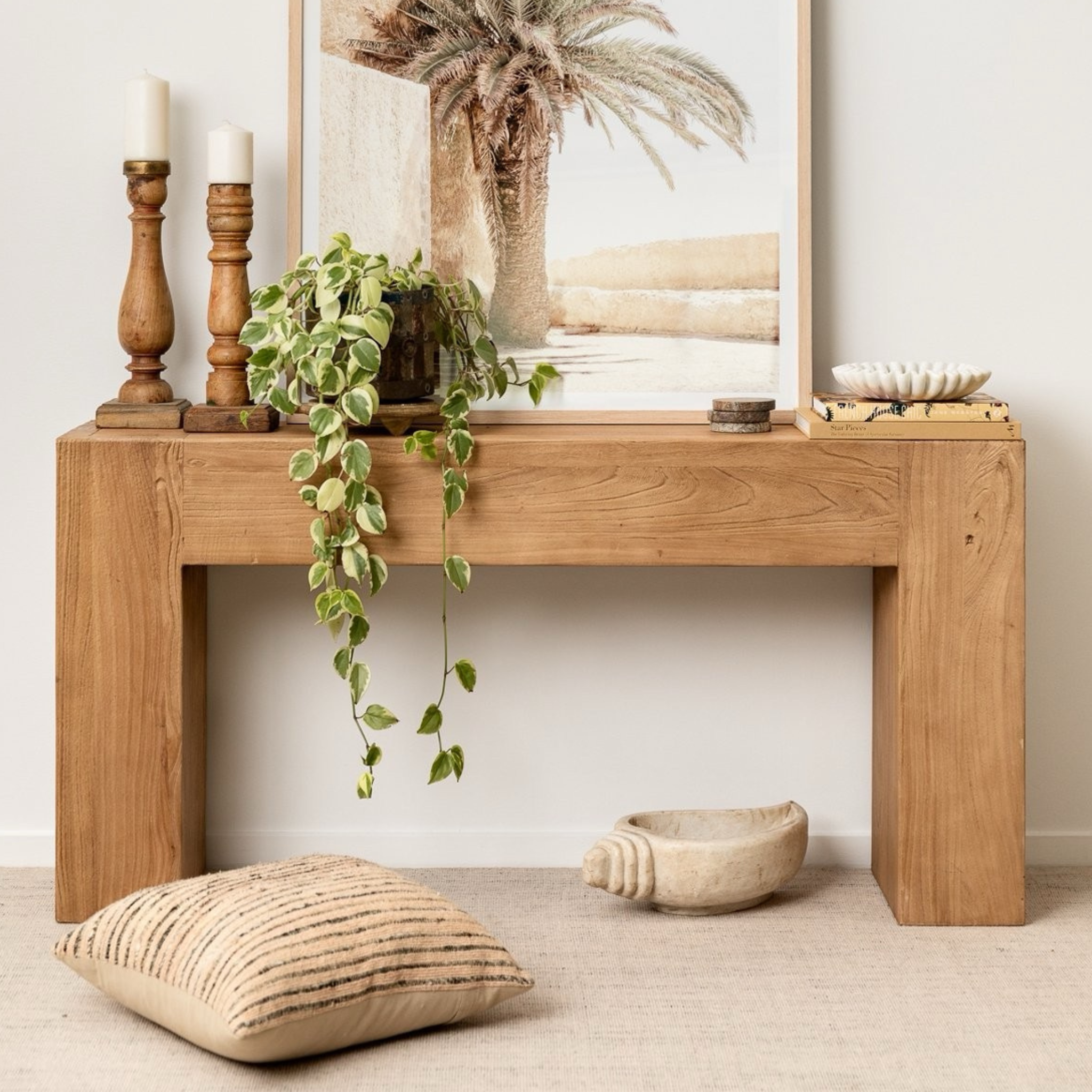 Olma Elm Console