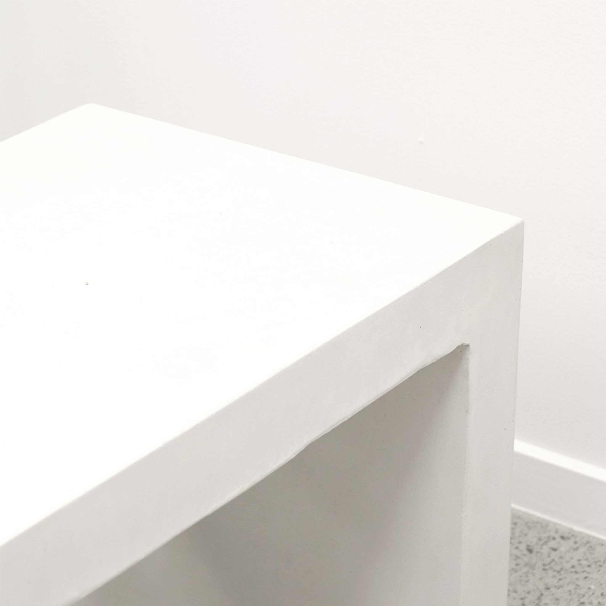 Palma Outdoor Concrete Bench - White
