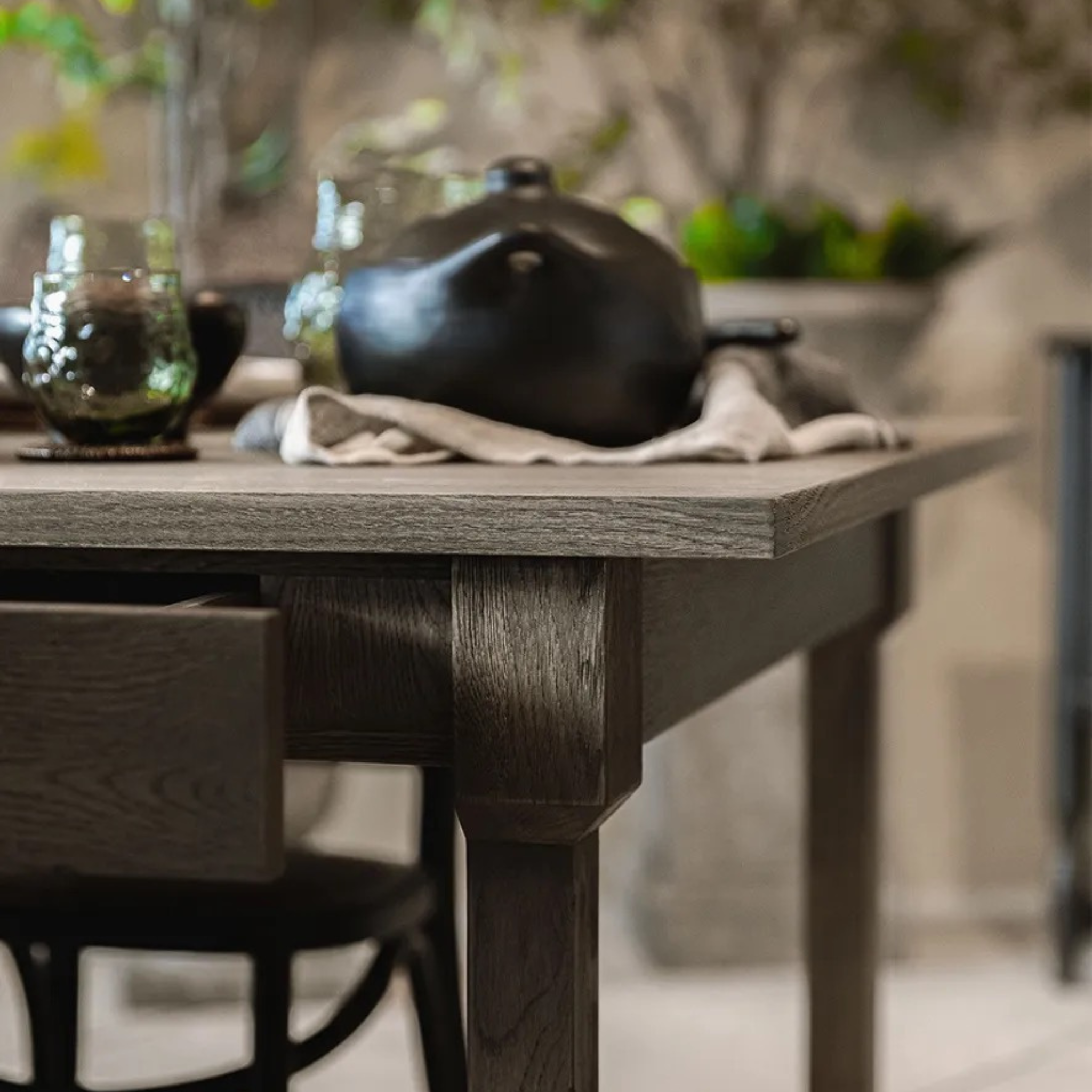 Trixie Oak Dining Table/Desk