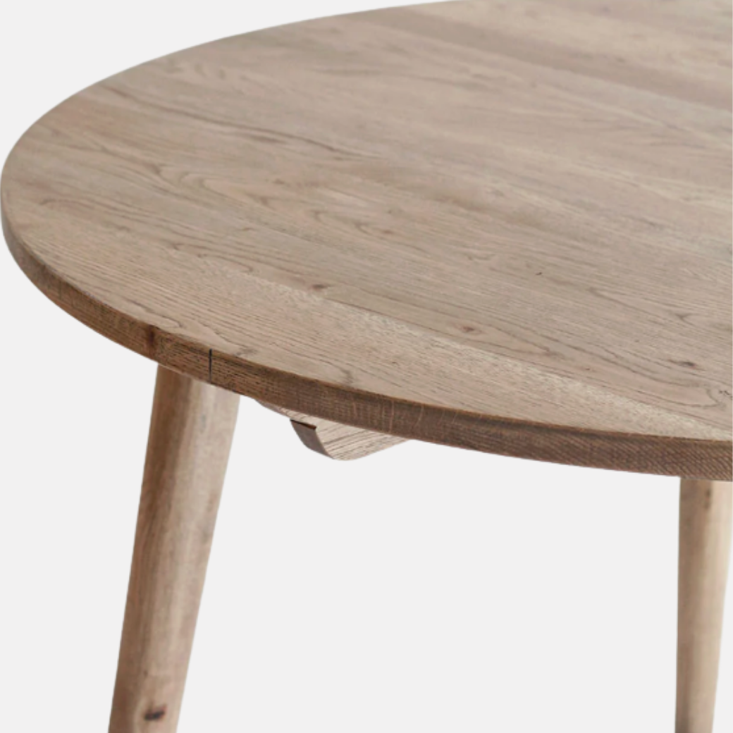 Vaasa Round Table - Natural Oak