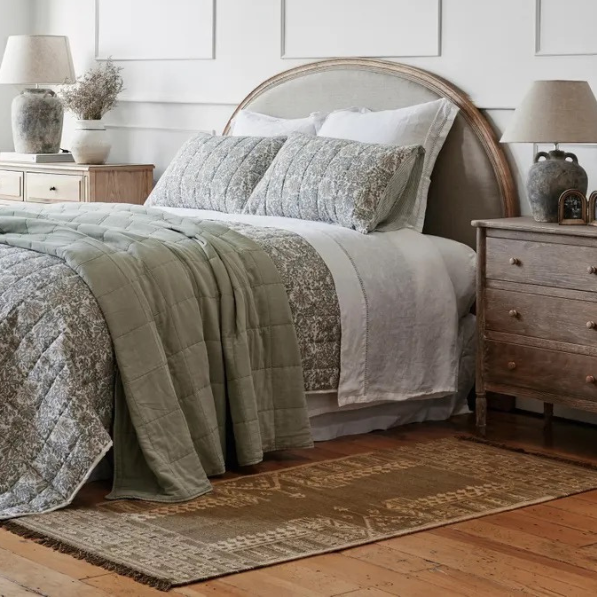 Sundara Motif Rug - Sand