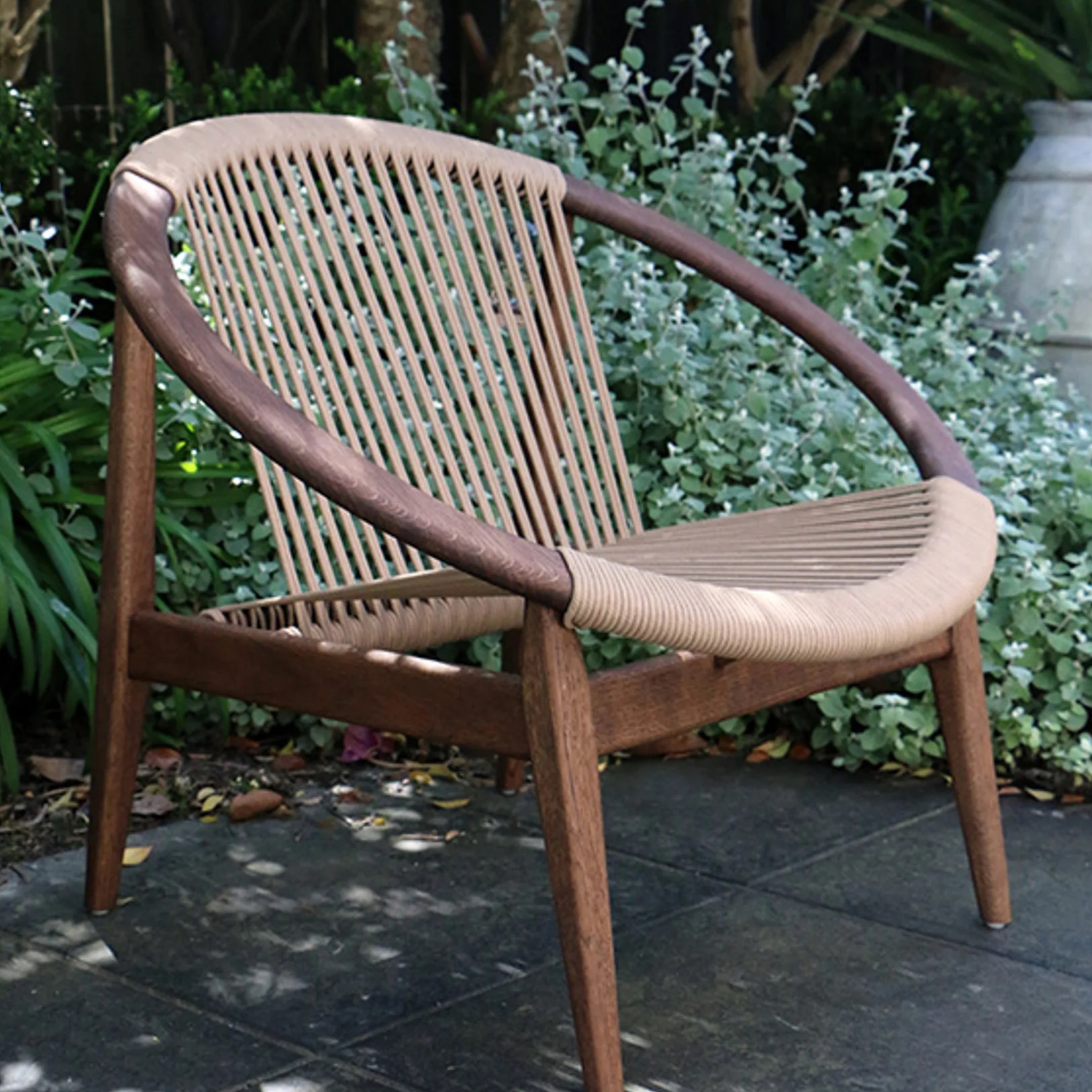 Vincent Shepphard Norma Lounge Chair