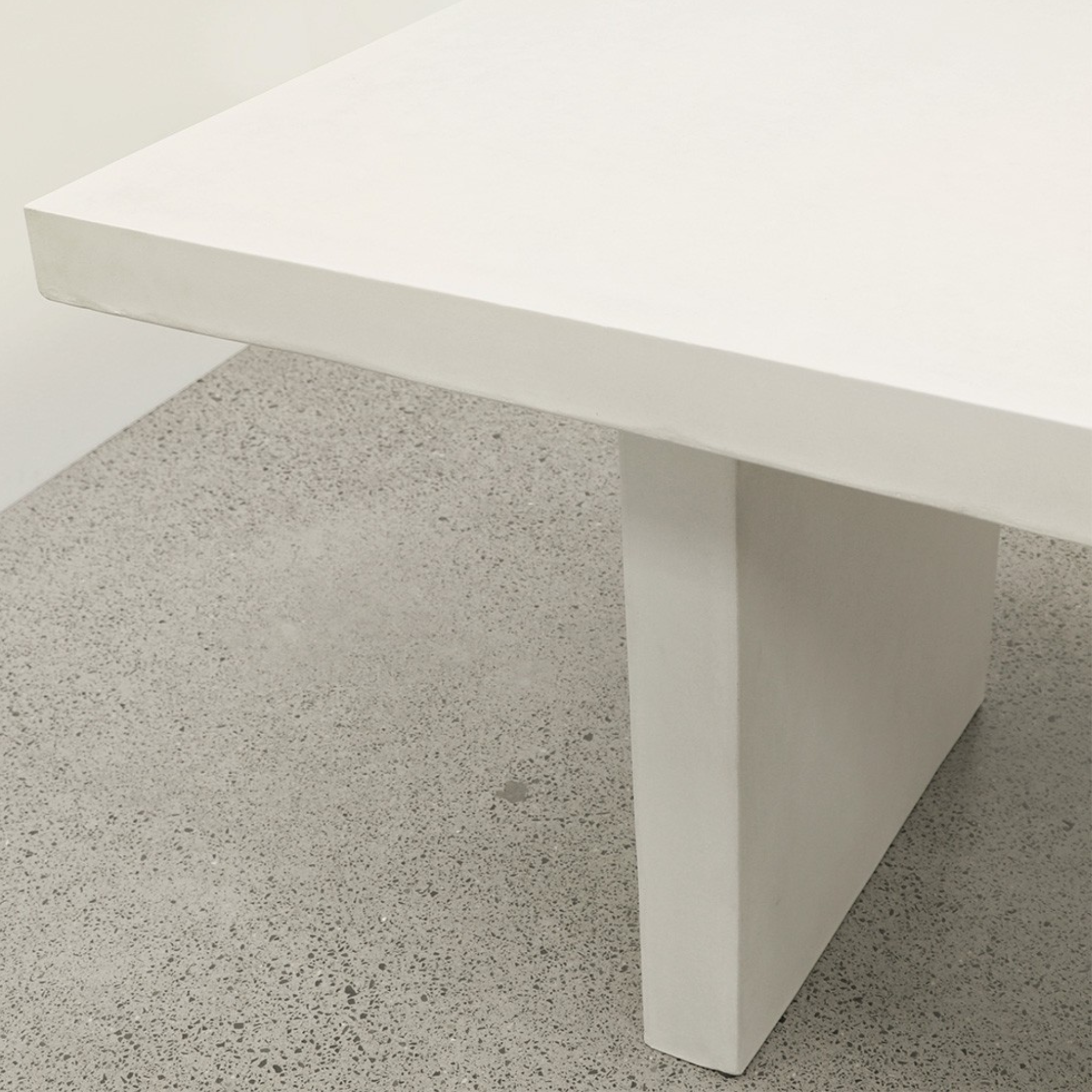 Palma Outdoor Concrete Table - White