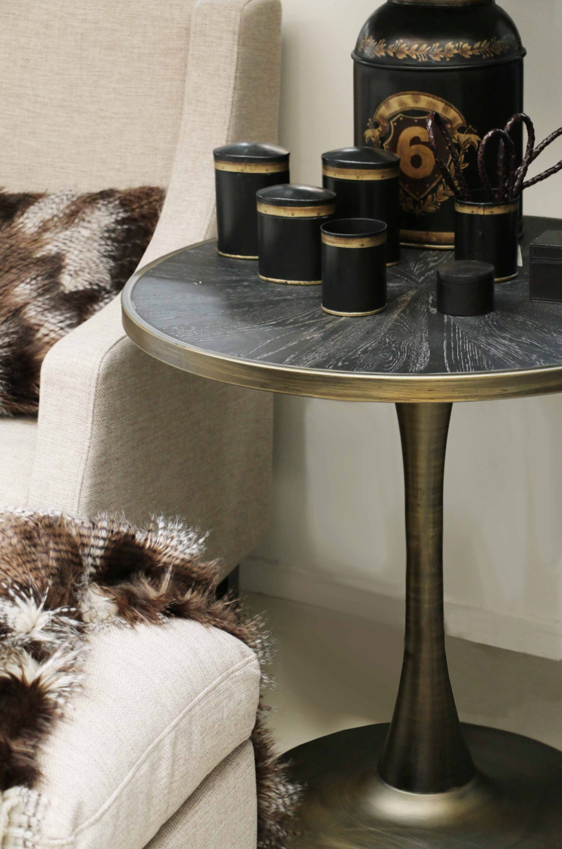 Luxor Pedestal Side Table