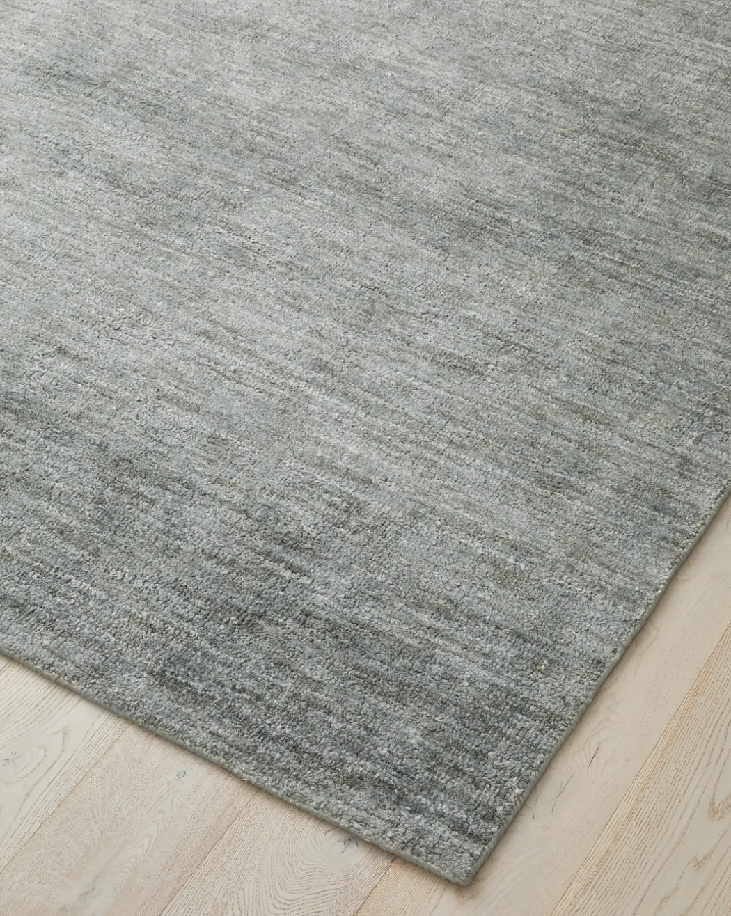 Almonte Rug - Pluto
