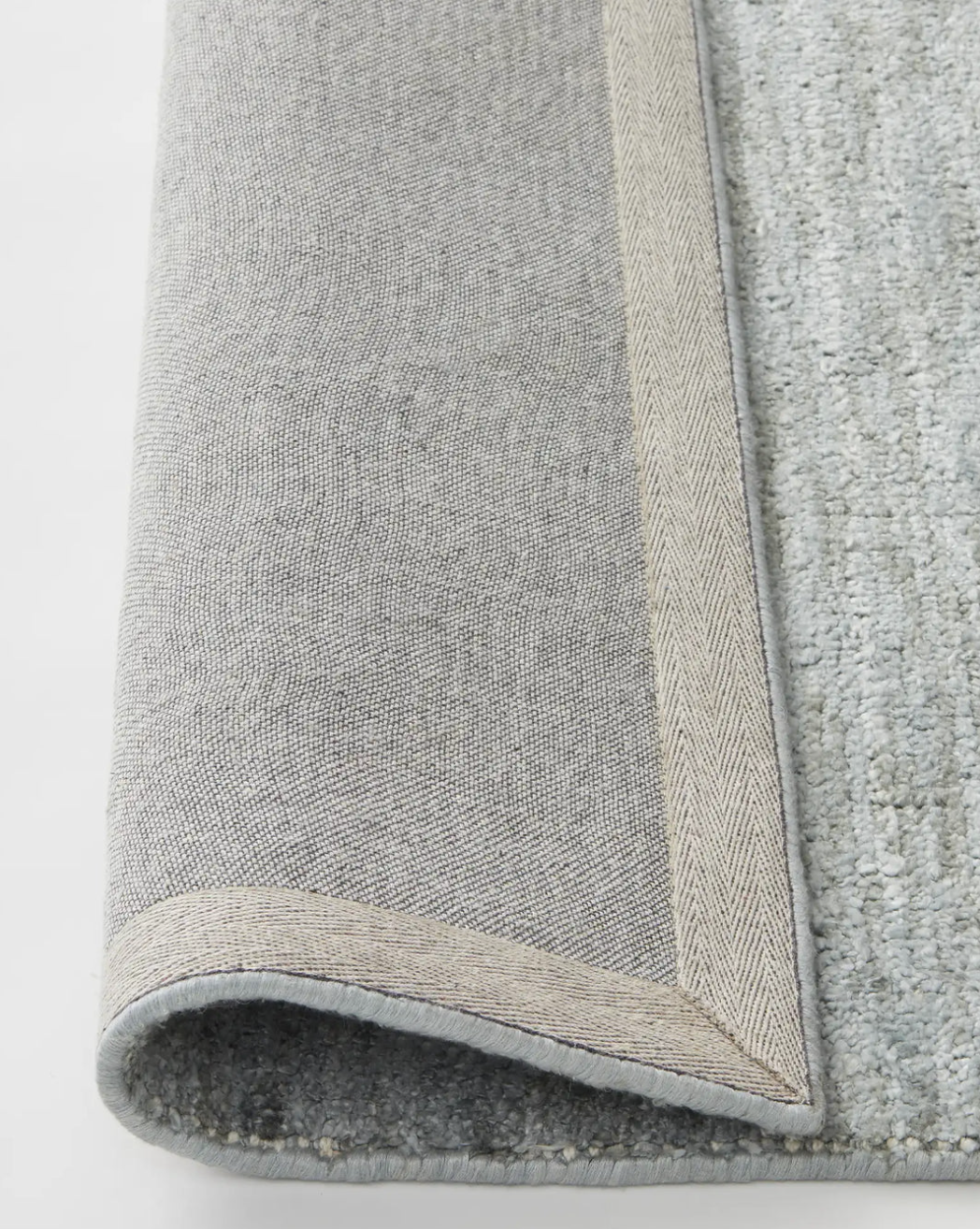 Almonte Rug - Pluto