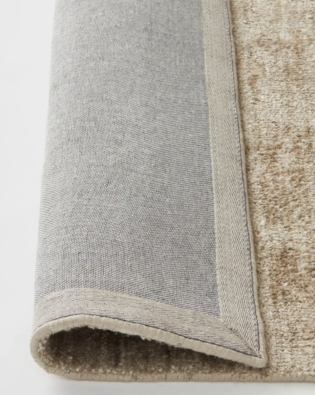 Almonte Rug - Mink
