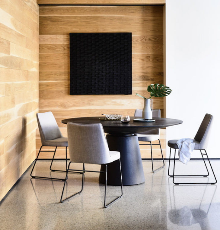 Classique Round Dining Table Dark Oak