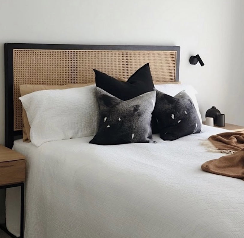 Unison Bedhead Rattan King/SK
