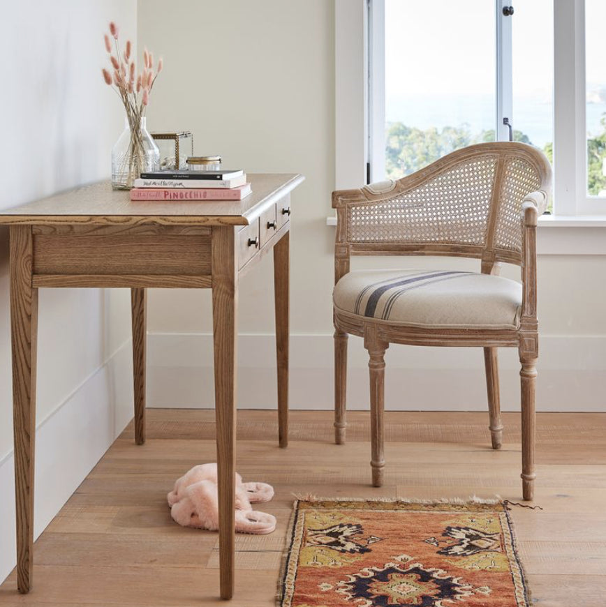 William Desk