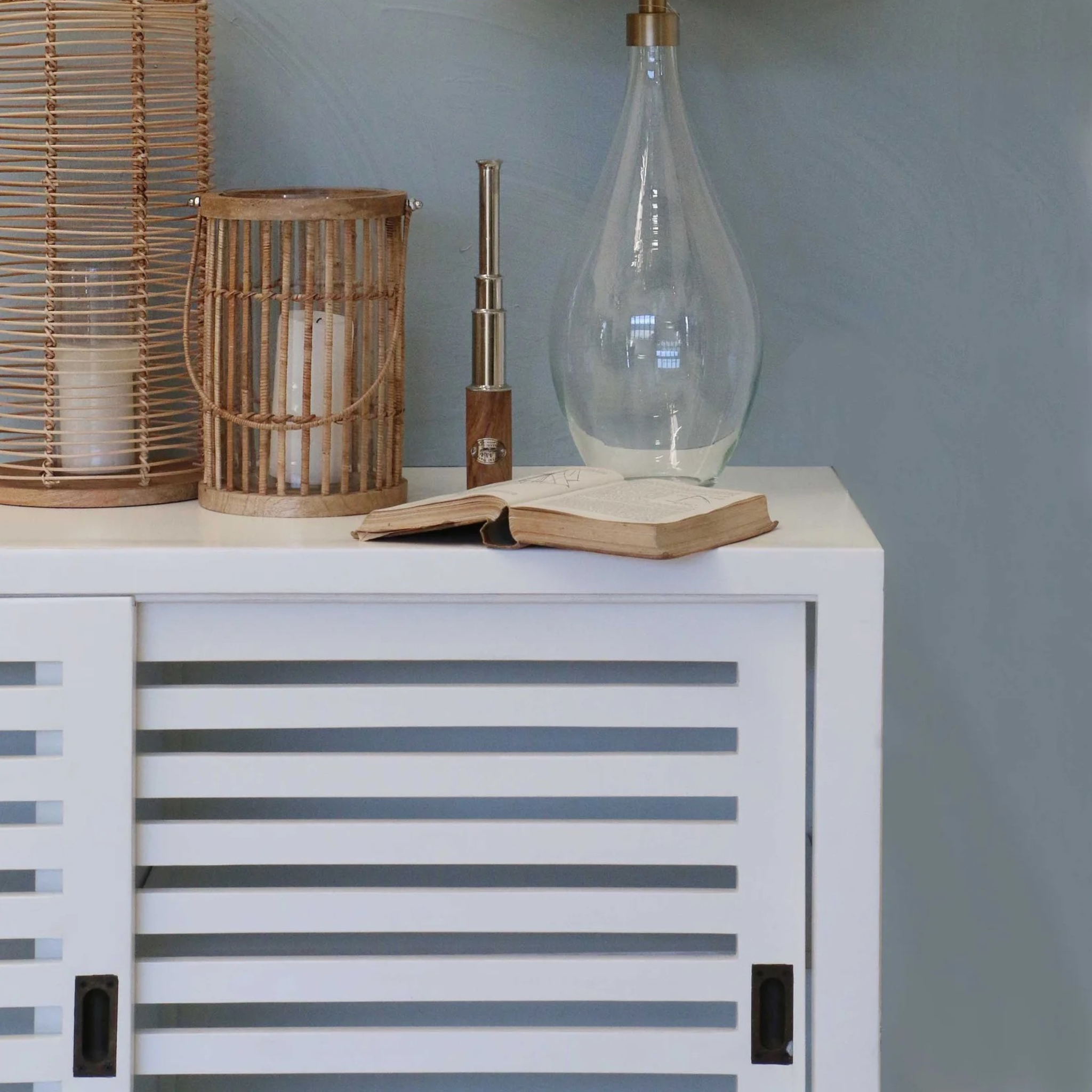 Nantucket Louvre Sideboard - White