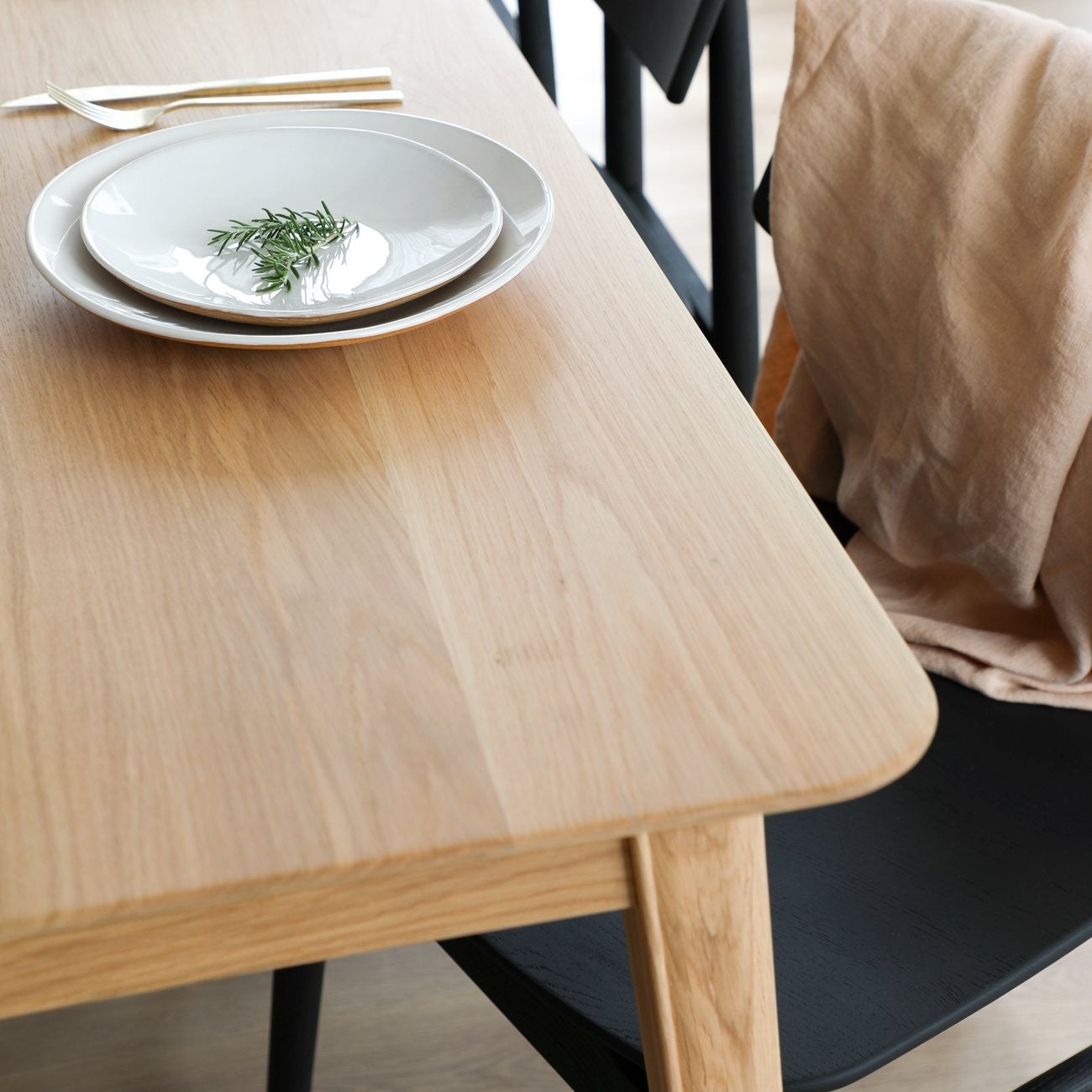 13340 Rokke Dining Table 220cm Oak Black Oslo Mood2sq Tony Sly