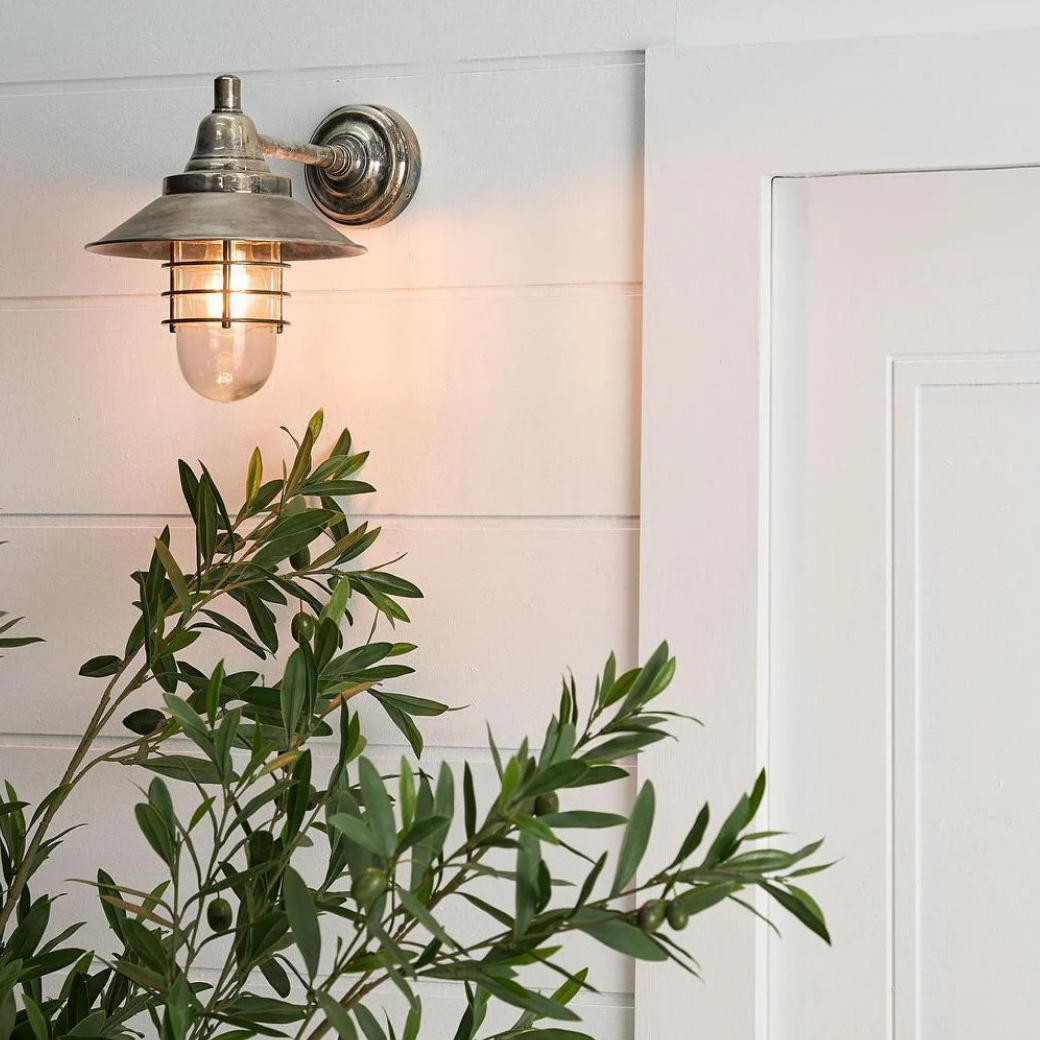 Clark Wall Light
