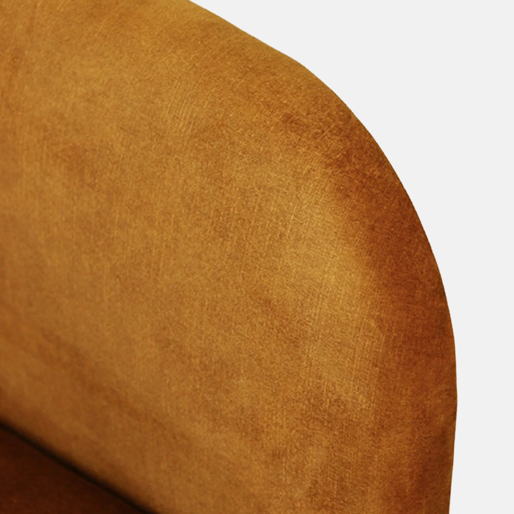 Costa Carver Armchair – Cognac Velvet