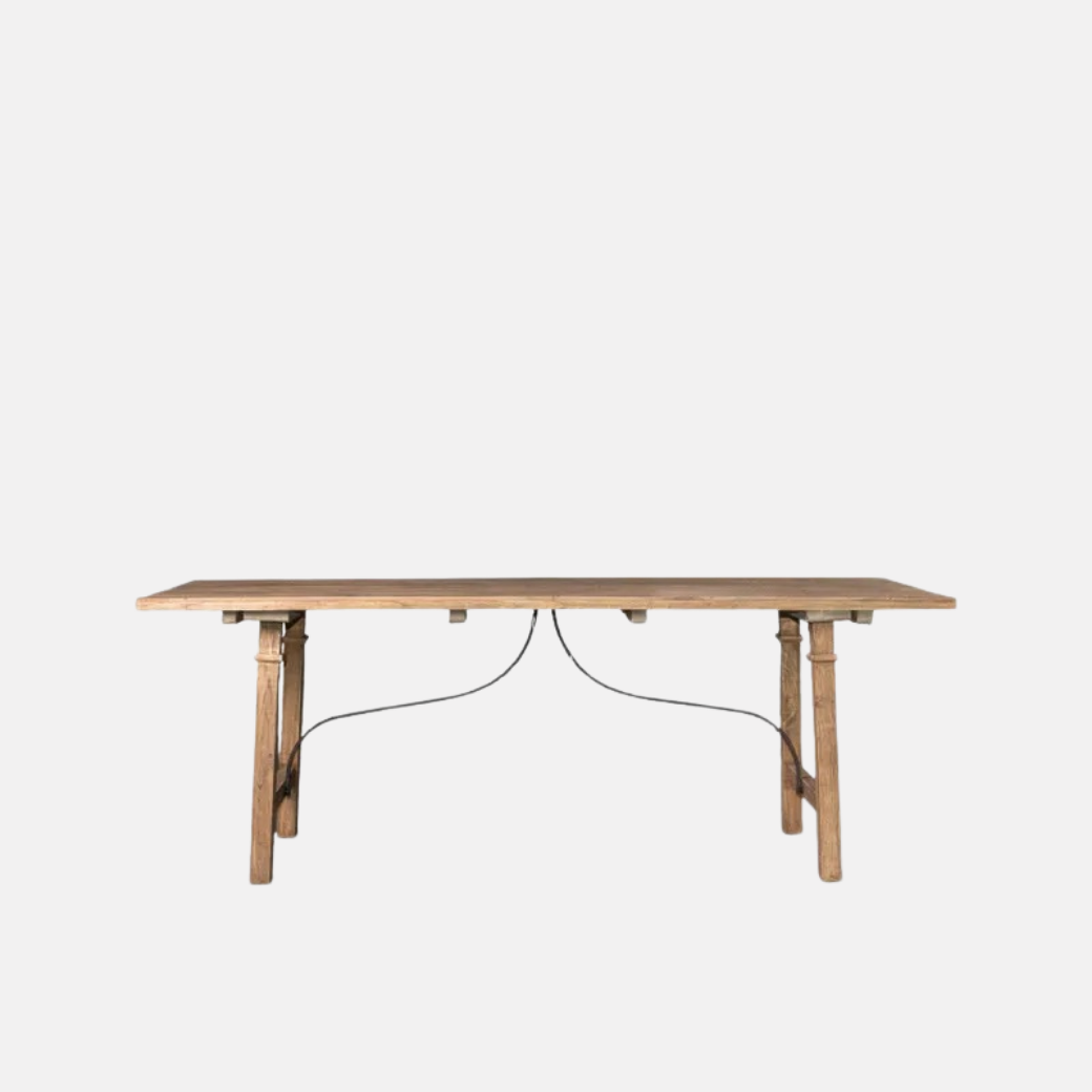 Alba Dining Table
