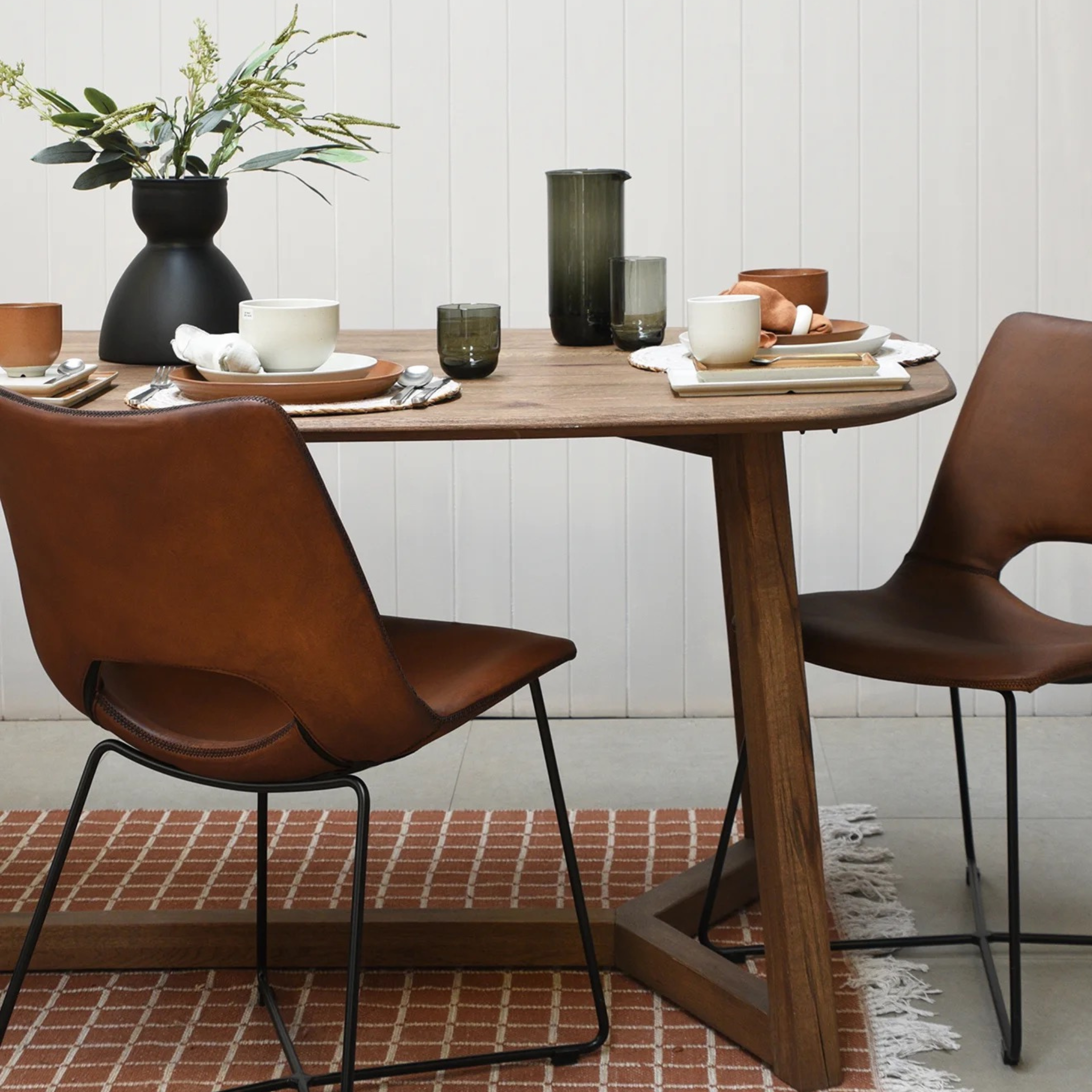 Hawaii Oak Dining Table