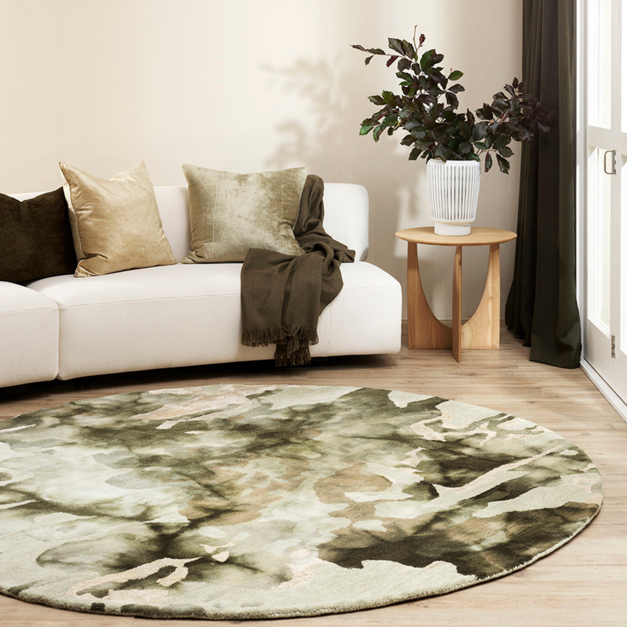 Fayette Round Floor Rug