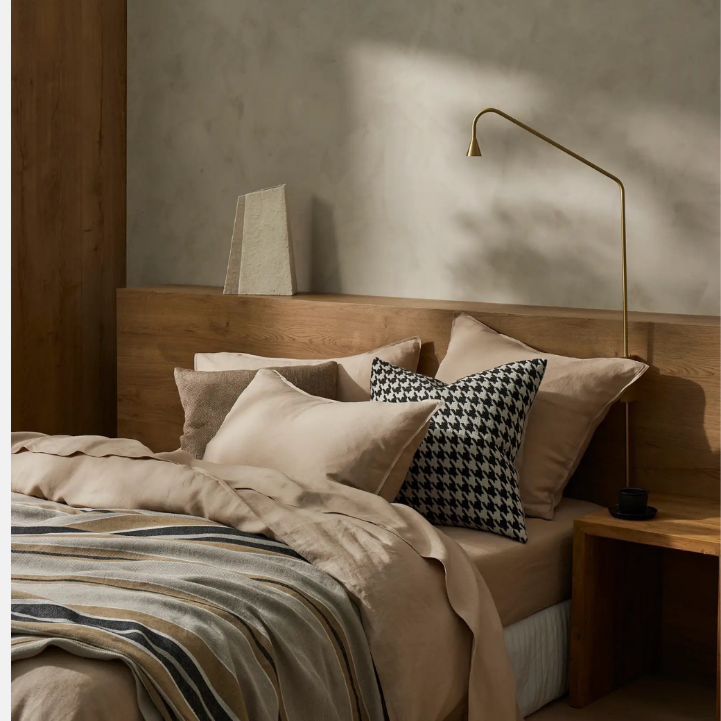 Giovanni Houndstooth Cushion - Midnight