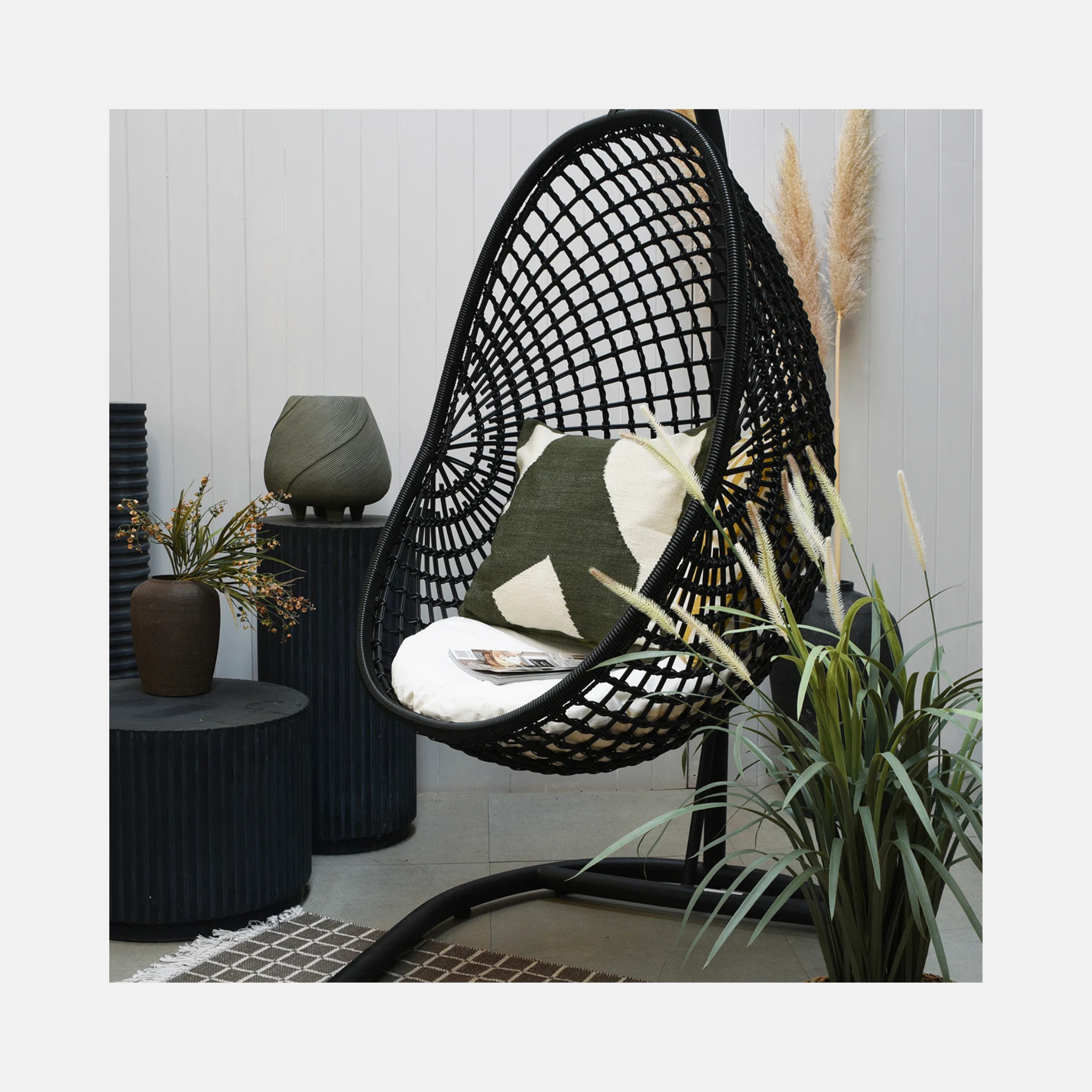 Hanging Pod Chair - Black Check