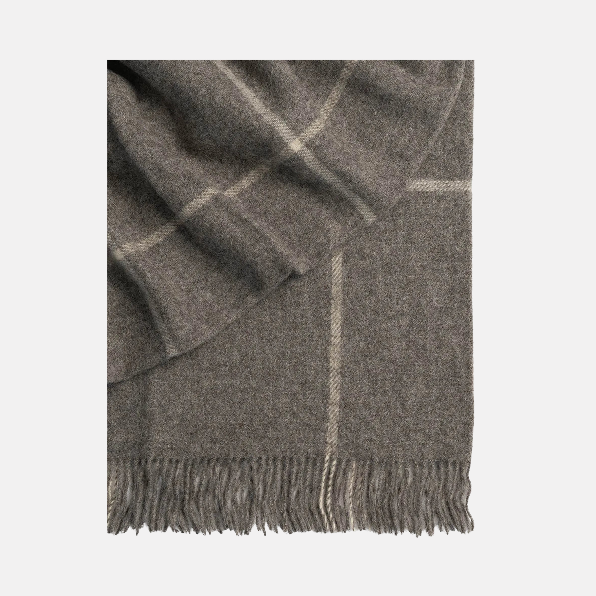 Ranfurly Throw - Charcoal