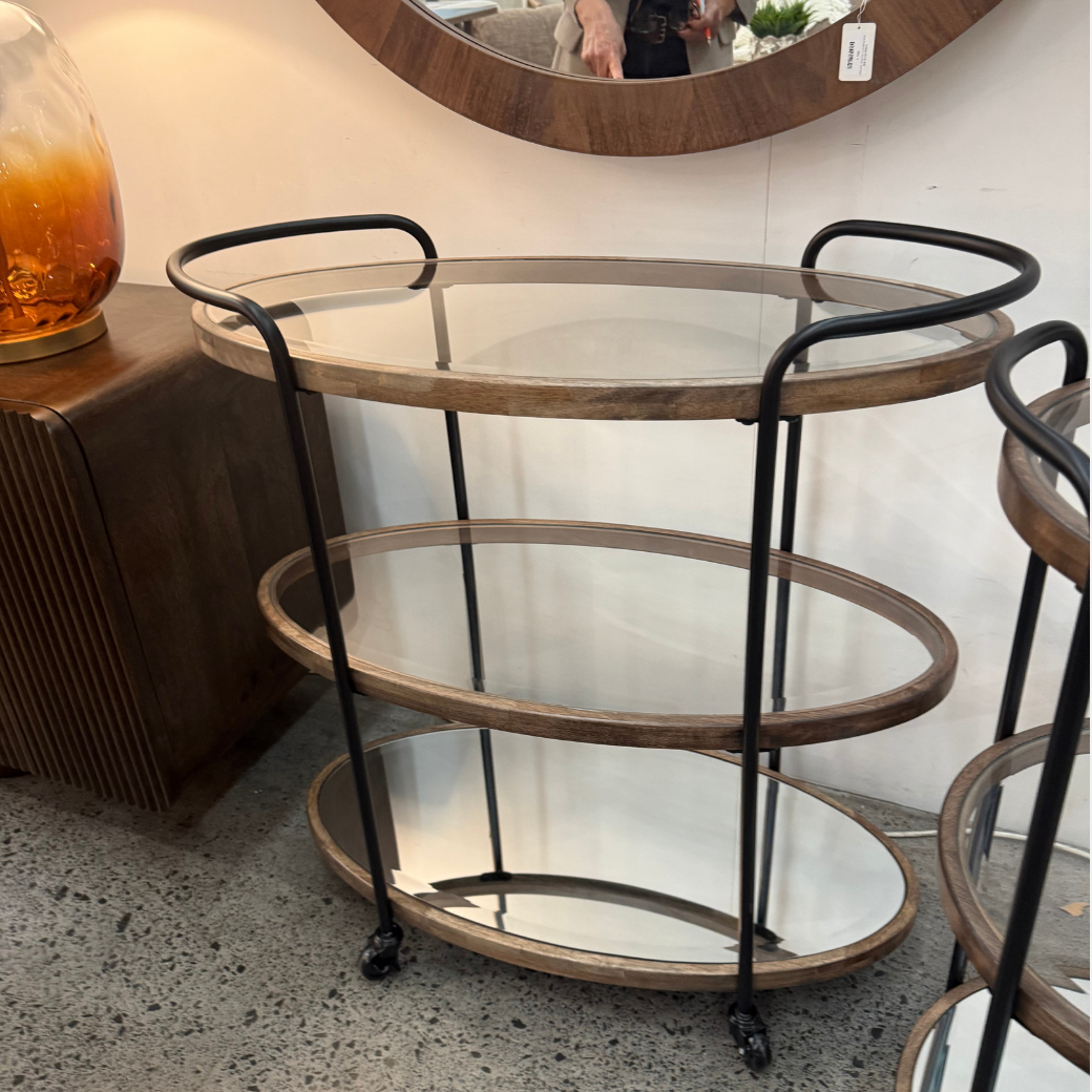 Sloan Oval Barcart