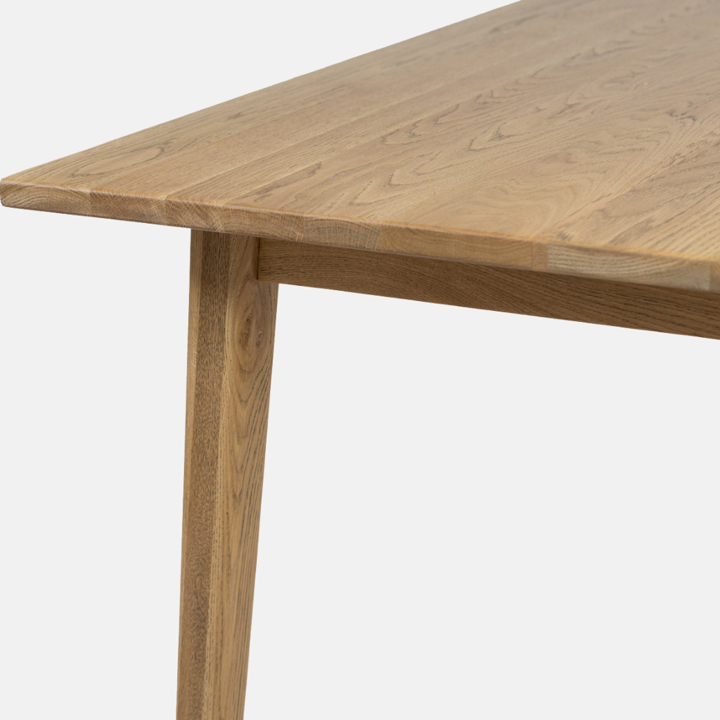 Vaasa Oak Bar Table