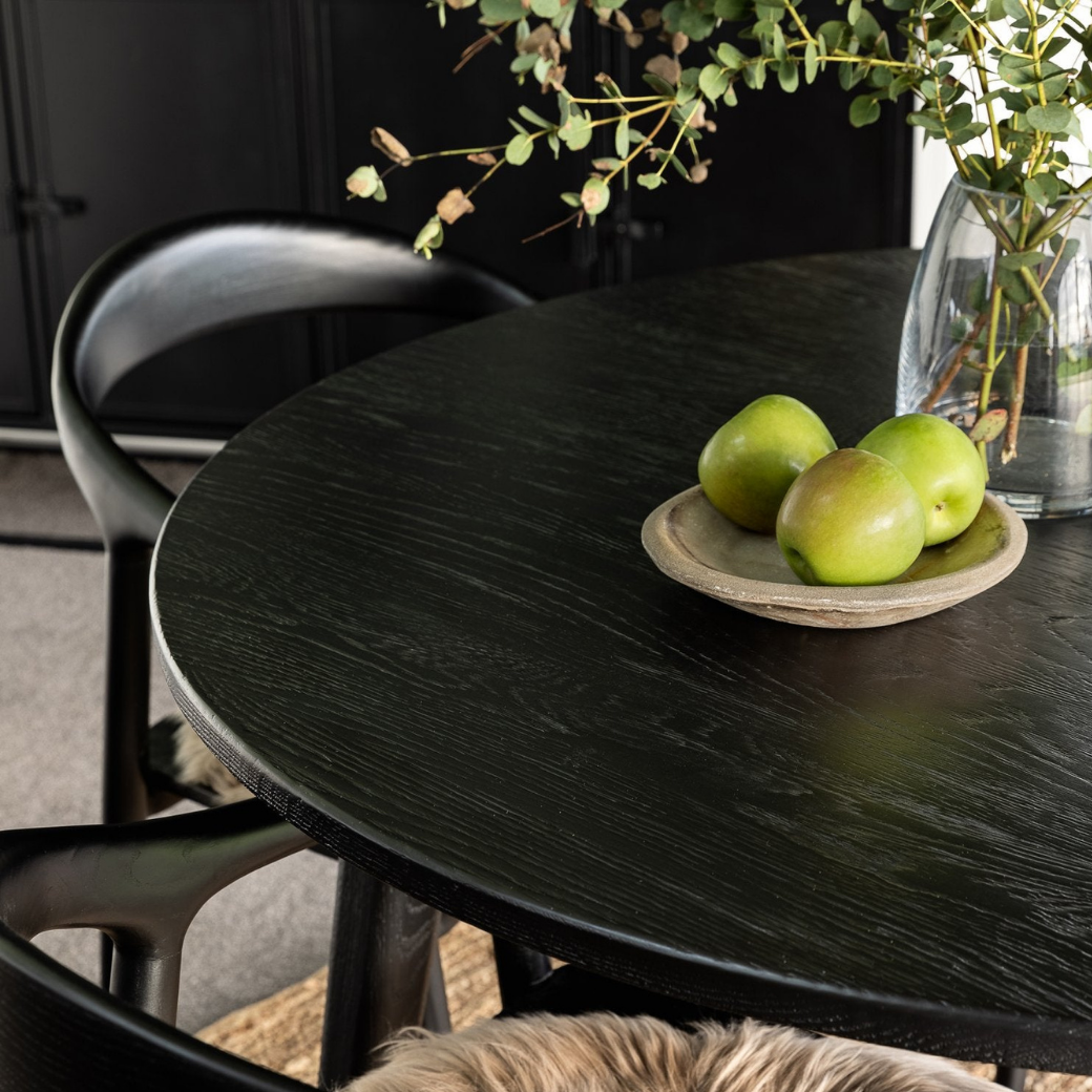 Vaasa Round Table - Matte Black Oak