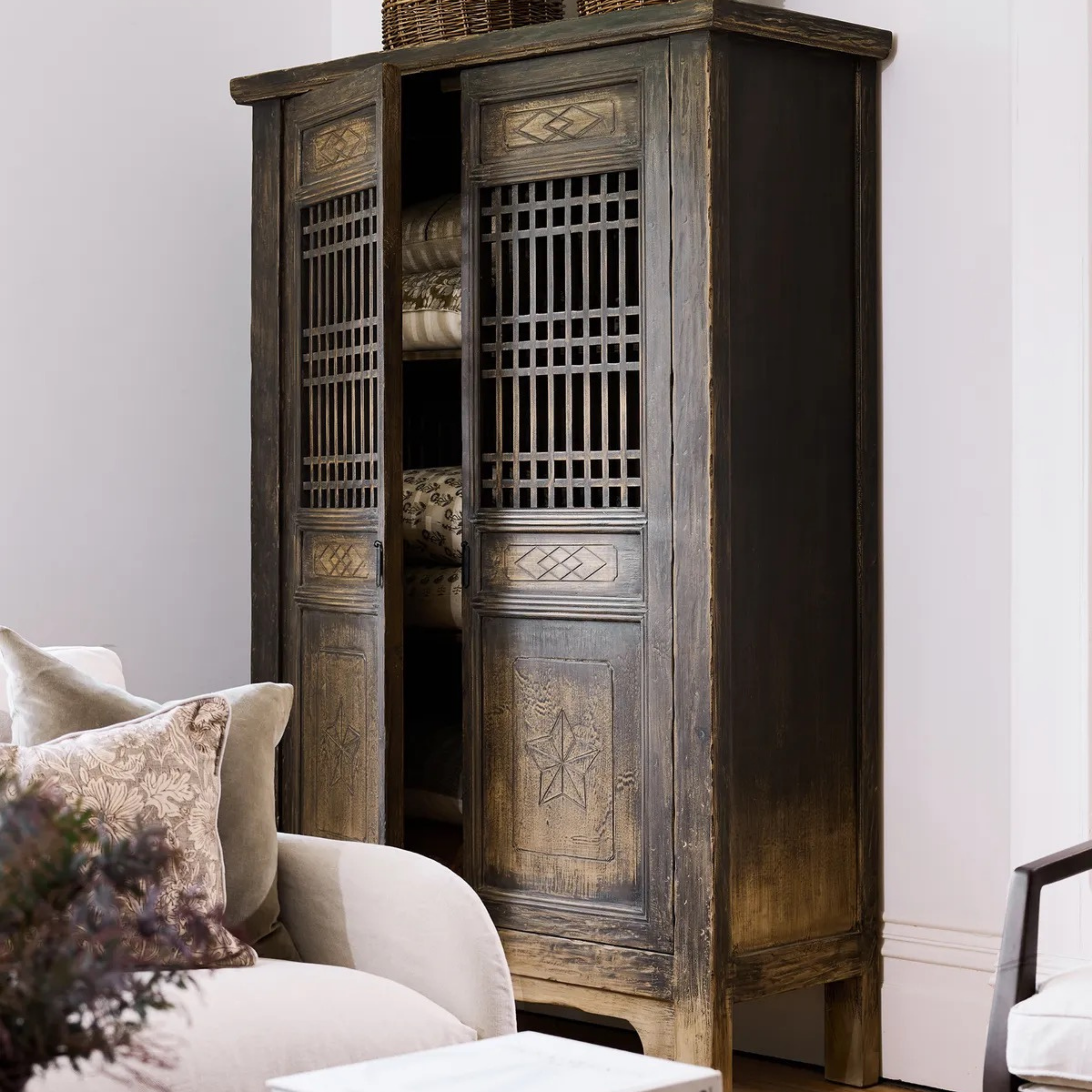 Nomad Cabinet
