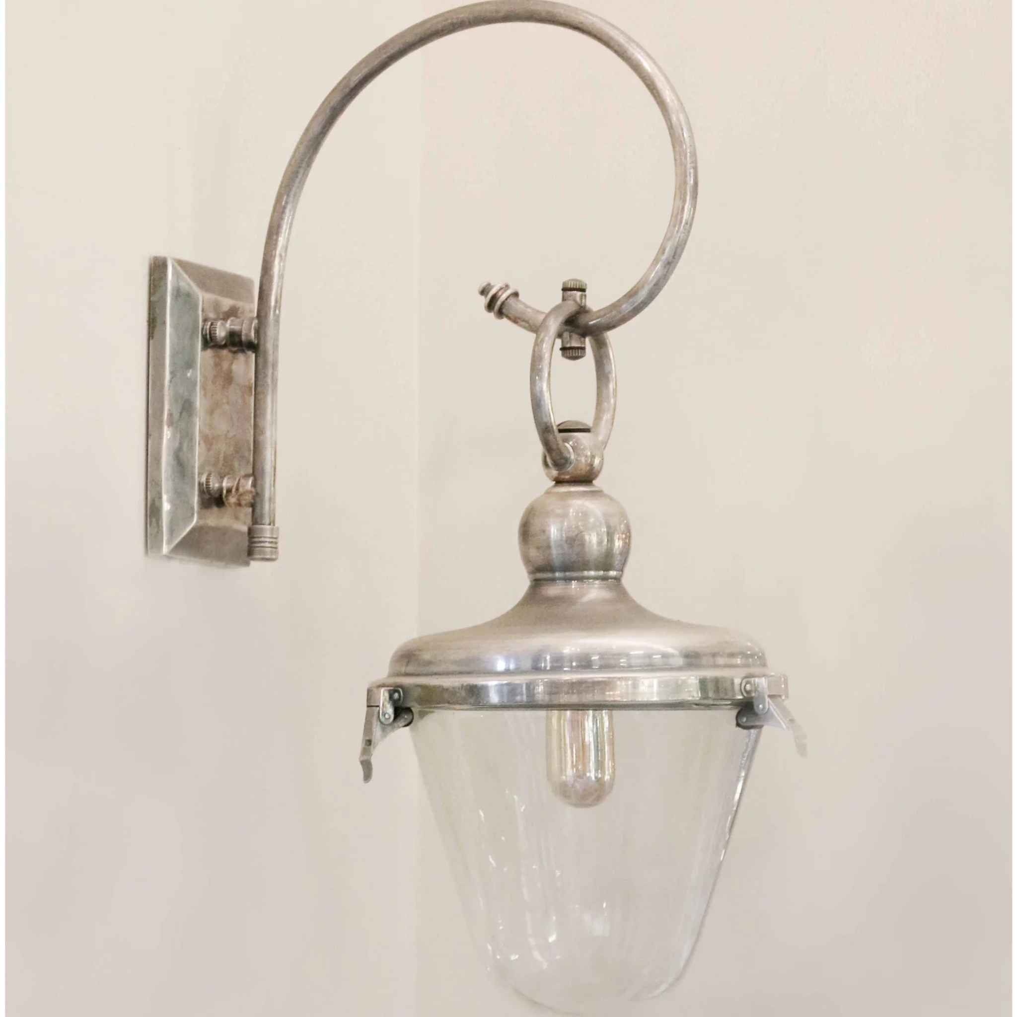 Cambridge Large Outdoor Sconce