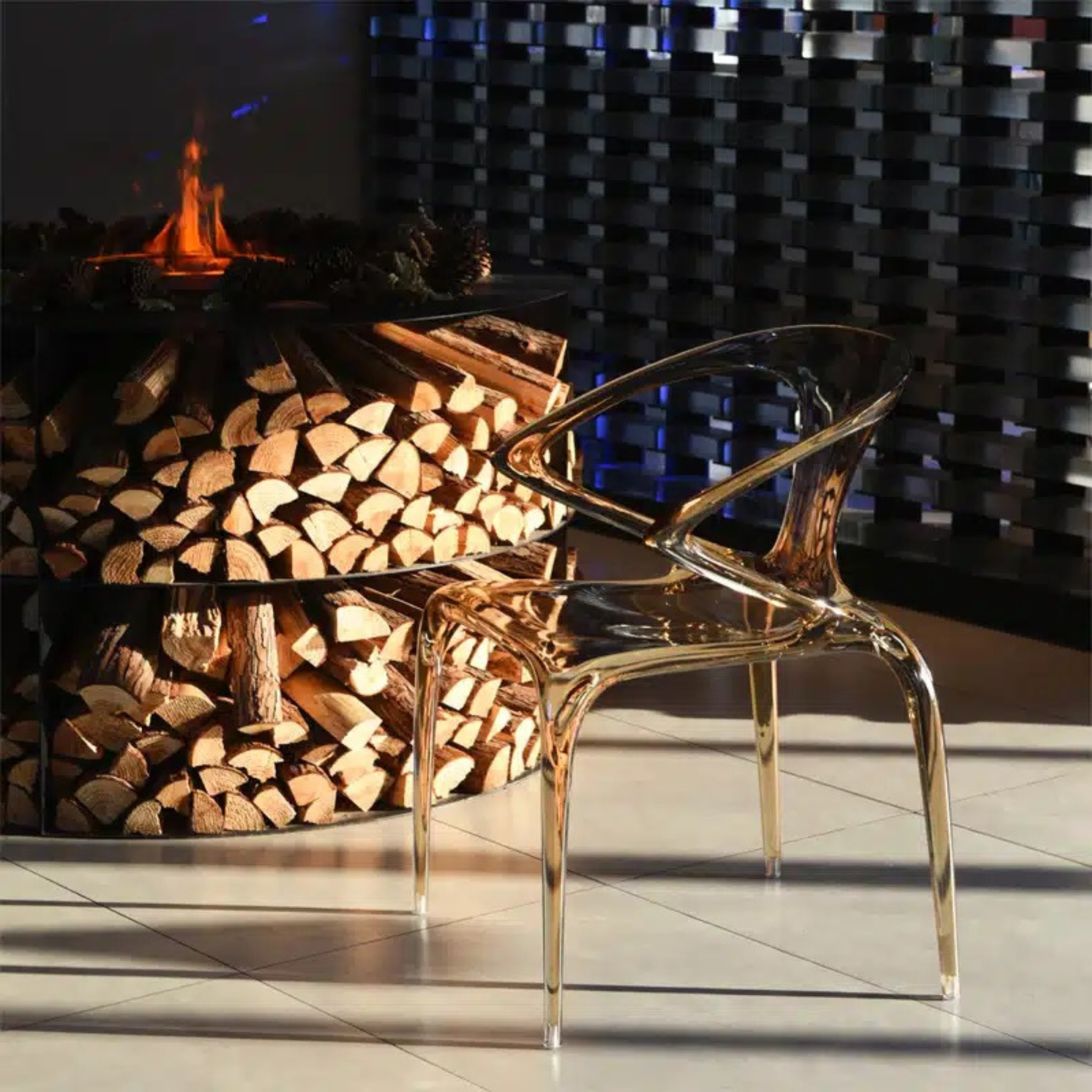Saturn Clear Dining Chair Amber