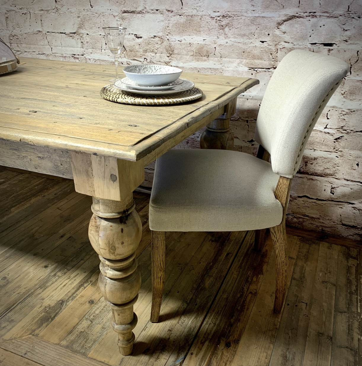 Derringer Linen Dining Chiar